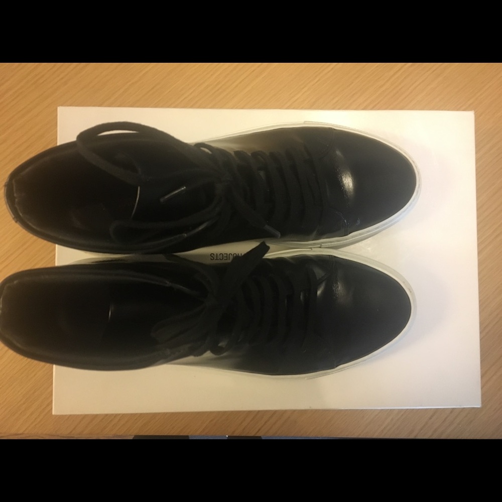 Common Projects - Picture 3 of 8